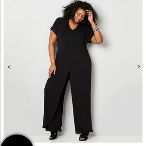 Avenue size 30/32 black jumper bnwt